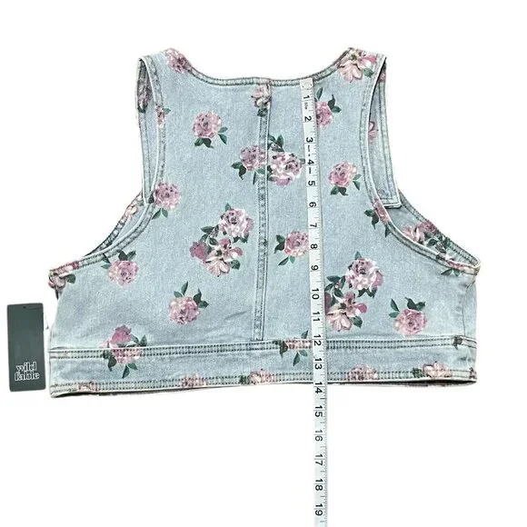 Wild Fable Women's Blue Denim Floral Women's Crop Vest Size: Large - Picture 4 of 6